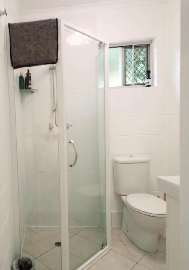 J & Ella'S Holiday House - 2 Bedroom, 2 Bathroom Home Cooktown Esterno foto