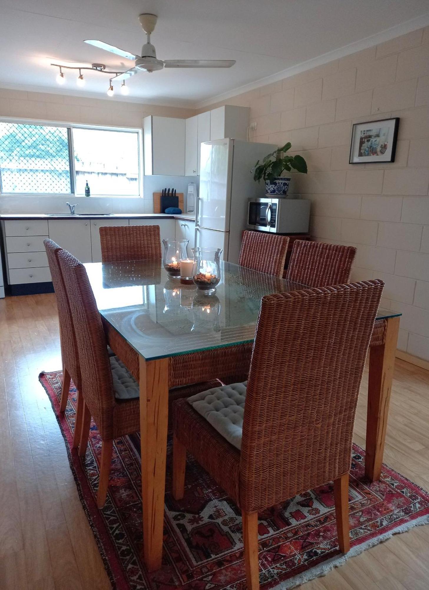 J & Ella'S Holiday House - 2 Bedroom, 2 Bathroom Home Cooktown Esterno foto